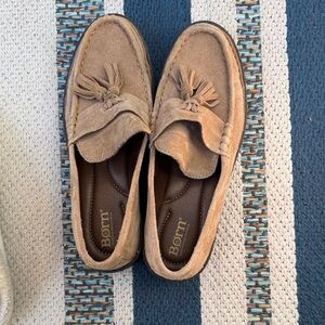 Born women’s Brown Suede Tassel Loafers